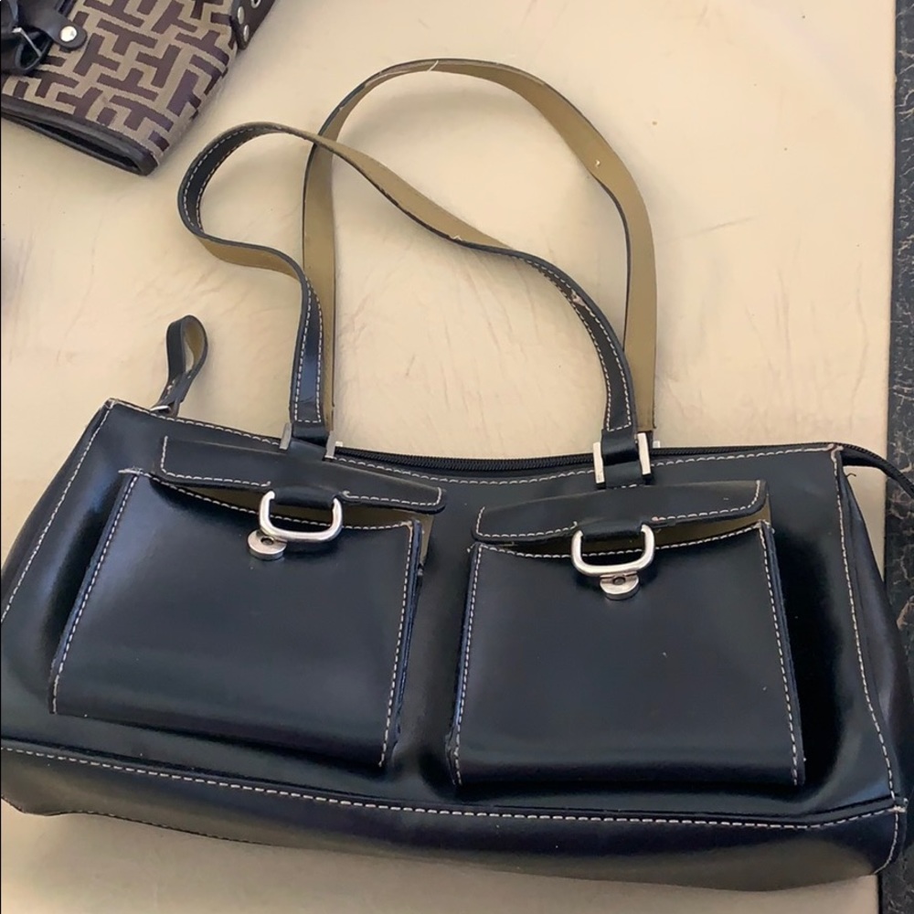 Mondani black purse